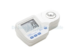 Digital refractometer for salinity in seawater