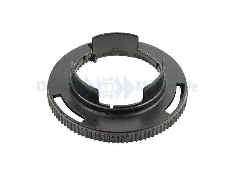 Housing locking bar