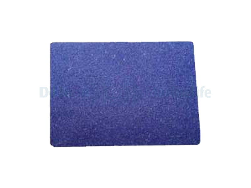 Pile fabric surface, 77 x 5 mm (3.03 x 2.3 in.)