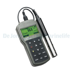 Portable oxygen solution meter